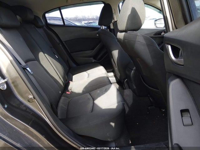 Продаж на аукціоні авто 2016 Mazda Mazda3 I Sport, vin: JM1BM1J70G1324634, номер лоту: 44632462