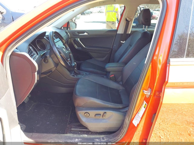 44632468 :رقم المزاد ، 3VV3B7AX2KM148955 vin ، 2019 Volkswagen Tiguan 2.0t Se/2.0t Sel/2.0t Sel R-line/2.0t Sel R-line Black مزاد بيع