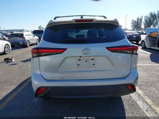 5TDZZRAH7NS130190 Toyota Highlander Le