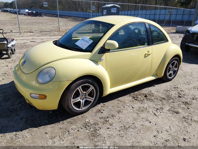 44632511 :رقم المزاد ، 3VWCA21C6YM421872 vin ، 2000 Volkswagen New Beetle Gls مزاد بيع