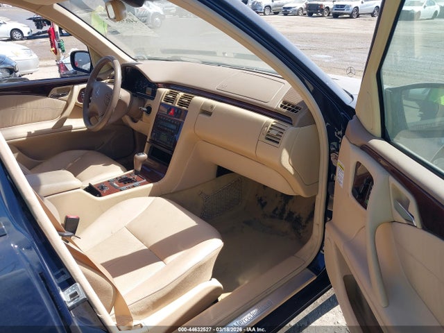 Продаж на аукціоні авто 2000 Mercedes-benz E 320, vin: WDBJF65J1YA972833, номер лоту: 44632527