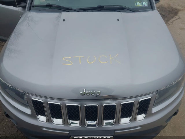 1C4NJDBB9FD424108 Jeep Compass Sport