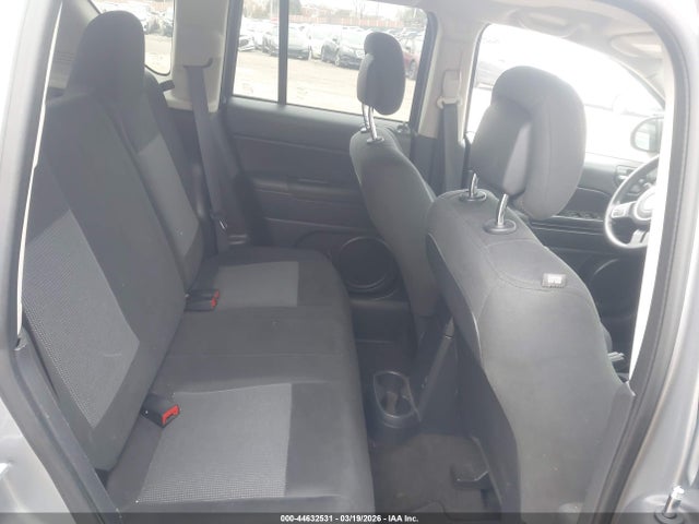 1C4NJDBB9FD424108 Jeep Compass Sport