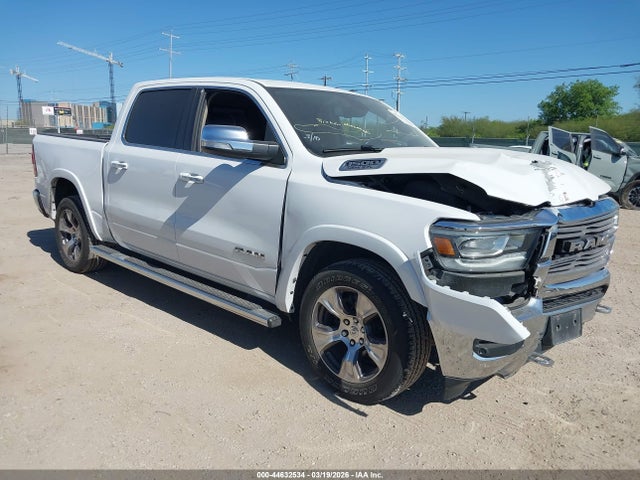 44632534 :رقم المزاد ، 1C6SRFJT1LN242854 vin ، 2020 Ram 1500 Laramie  4x4 5'7 Box مزاد بيع