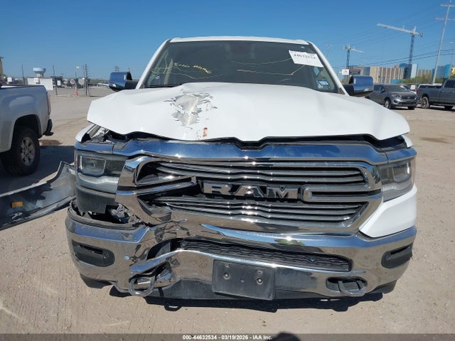 44632534 :رقم المزاد ، 1C6SRFJT1LN242854 vin ، 2020 Ram 1500 Laramie  4x4 5'7 Box مزاد بيع
