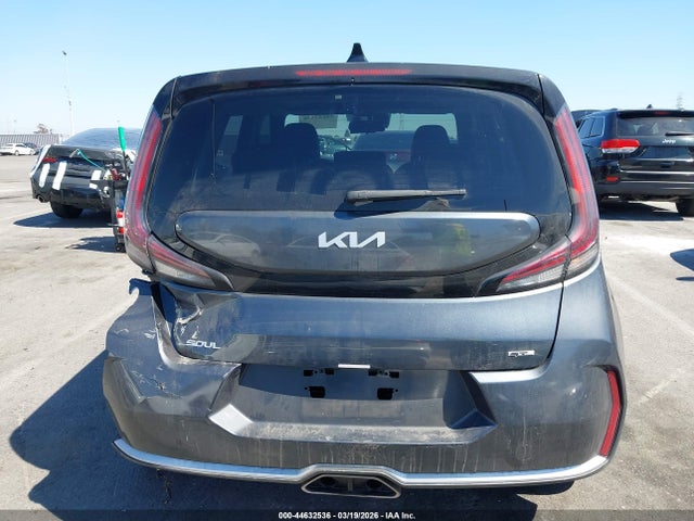 2023 Kia Soul Gt-line მანქანა იყიდება აუქციონზე, vin: KNDJ53AUXP7196202, აუქციონის ნომერი: 44632536