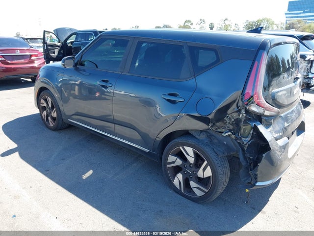 2023 Kia Soul Gt-line მანქანა იყიდება აუქციონზე, vin: KNDJ53AUXP7196202, აუქციონის ნომერი: 44632536