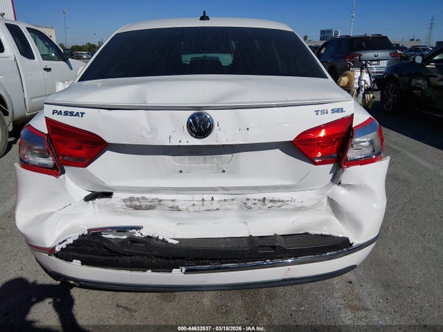 Продажа на аукционе авто 2015 Volkswagen Passat 1.8t Sel Premium, vin: 1VWCT7A35FC055425, номер лота: 44632537