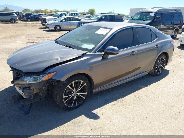 4T1B11HK9JU008119 Toyota CAMRY SE