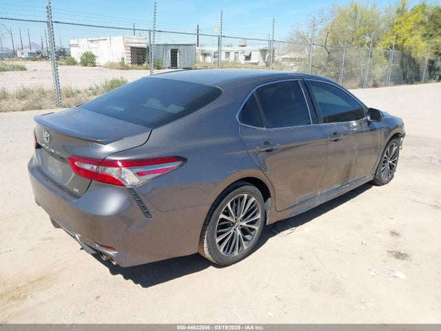 4T1B11HK9JU008119 Toyota CAMRY SE