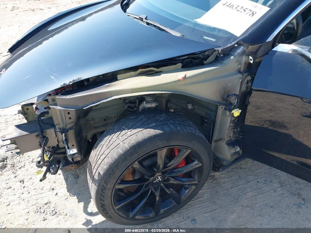 44632578 :رقم المزاد ، 5YJ3E1EB1KF231041 vin ، 2019 Tesla Model 3 Long Range/performance مزاد بيع