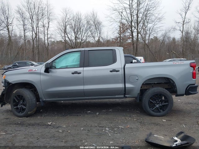 3GCUKFELXSG142064 Chevrolet Silverado 1500 4wd Short Bed Lt Trail Boss