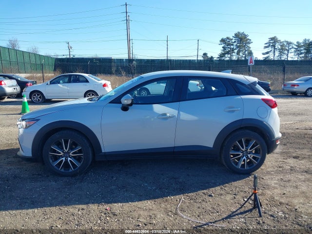 44632604 :رقم المزاد ، JM1DKFC71H0165574 vin ، 2017 Mazda Cx-3 Touring مزاد بيع