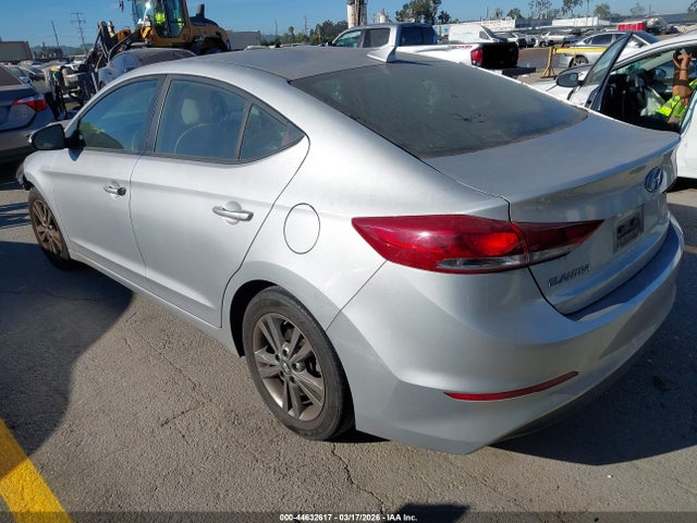 Продажа на аукционе авто 2018 Hyundai Elantra Sel, vin: 5NPD84LF5JH307377, номер лота: 44632617