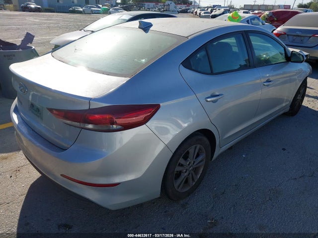 Продажа на аукционе авто 2018 Hyundai Elantra Sel, vin: 5NPD84LF5JH307377, номер лота: 44632617