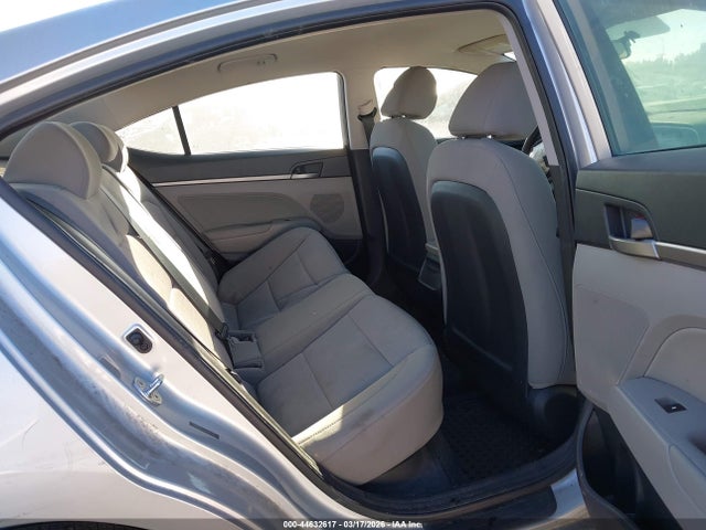 Продажа на аукционе авто 2018 Hyundai Elantra Sel, vin: 5NPD84LF5JH307377, номер лота: 44632617