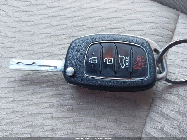 5NMZTDLB2JH073536 Hyundai Santa Fe Sport 2.4l