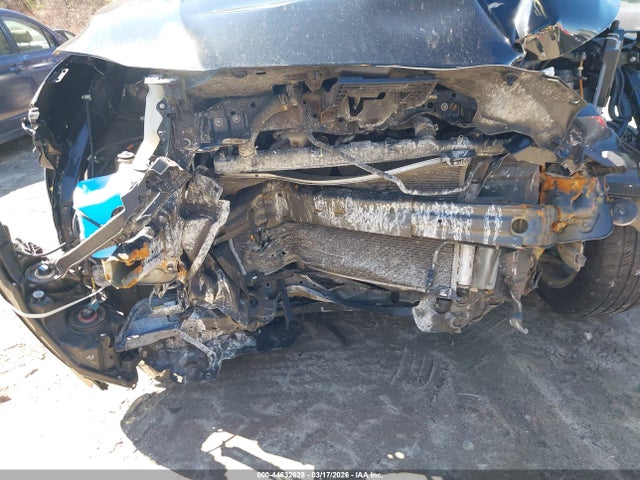 2022 Honda Hr-v Awd Lx მანქანა იყიდება აუქციონზე, vin: 3CZRU6H34NM724432, აუქციონის ნომერი: 44632628