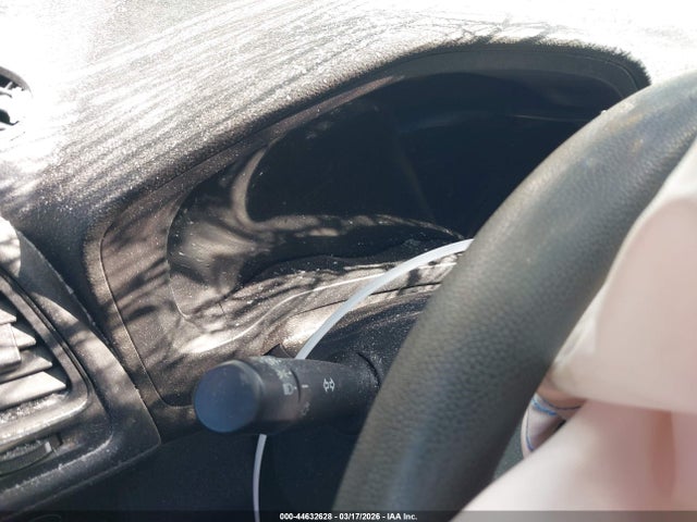 2022 Honda Hr-v Awd Lx მანქანა იყიდება აუქციონზე, vin: 3CZRU6H34NM724432, აუქციონის ნომერი: 44632628