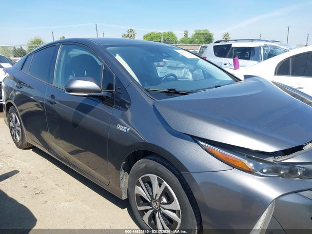 Toyota Prius Prime Plus 2017 JTDKARFP8H3000658 Image 13