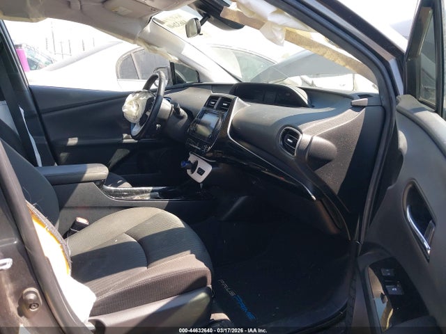 2017 TOYOTA PRIUS PRIME JTDKARFP8H3000658 Photo 4
