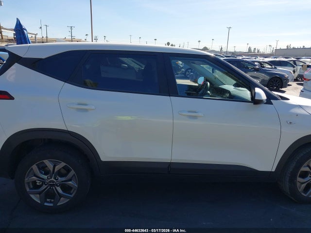KNDEPCAA0S7728227 KIA Seltos Lx