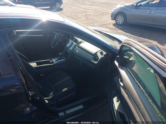 Продажа на аукционе авто 2018 Honda Civic Ex, vin: 2HGFC2F73JH563043, номер лота: 44632651