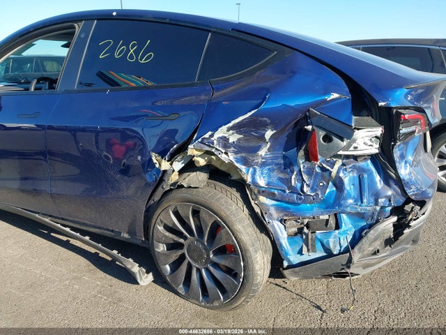 7SAYGDEF8NF382342 Tesla Model Y Performance Dual Motor All-wheel Drive
