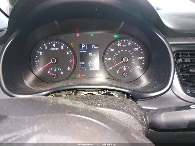 2020 Kia Rio Lx მანქანა იყიდება აუქციონზე, vin: 3KPA24AD1LE335044, აუქციონის ნომერი: 44632698