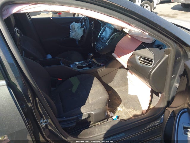 1G1ZD5ST5JF254939 Chevrolet MALIBU LT