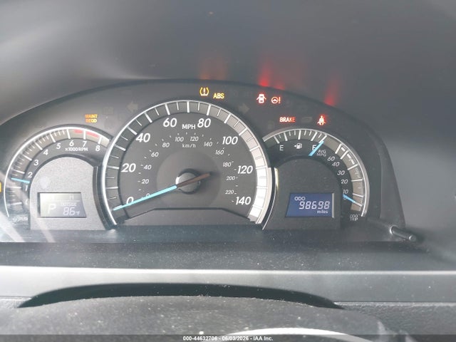 44632706 :رقم المزاد ، 4T1BF1FK5EU776254 vin ، 2014 Toyota Camry Se مزاد بيع