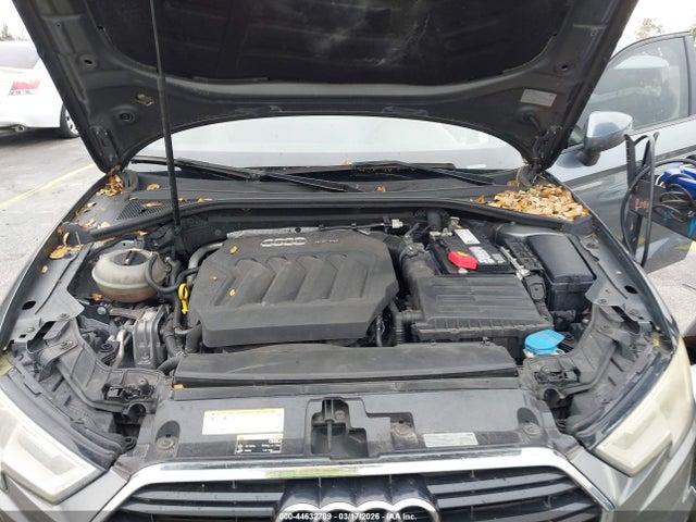 44632709 :رقم المزاد ، WAUAUGFF0H1024170 vin ، 2017 Audi A3 2.0t Premium مزاد بيع