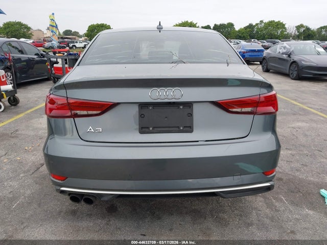 44632709 :رقم المزاد ، WAUAUGFF0H1024170 vin ، 2017 Audi A3 2.0t Premium مزاد بيع