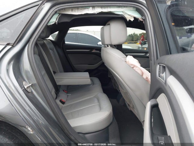 44632709 :رقم المزاد ، WAUAUGFF0H1024170 vin ، 2017 Audi A3 2.0t Premium مزاد بيع