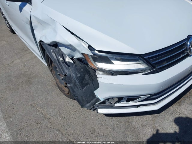 2017 Volkswagen Jetta 1.4t S მანქანა იყიდება აუქციონზე, vin: 3VW2B7AJ6HM356607, აუქციონის ნომერი: 44632734