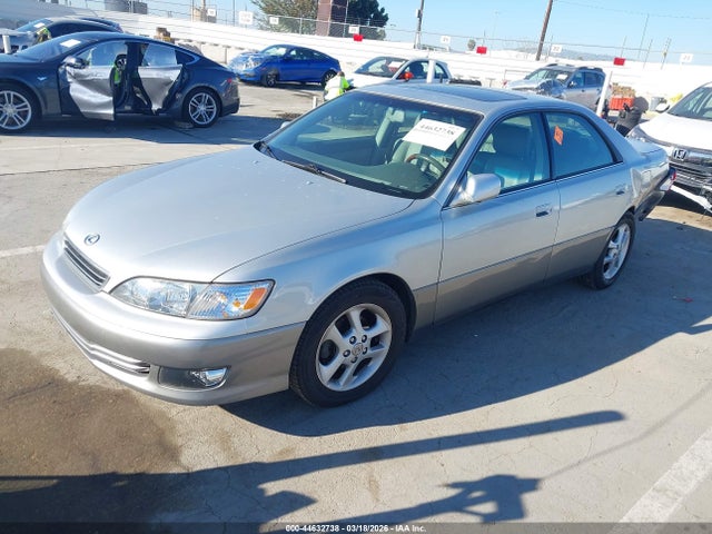 2001 LEXUS ES 300 JT8BF28G210327133 Photo 1