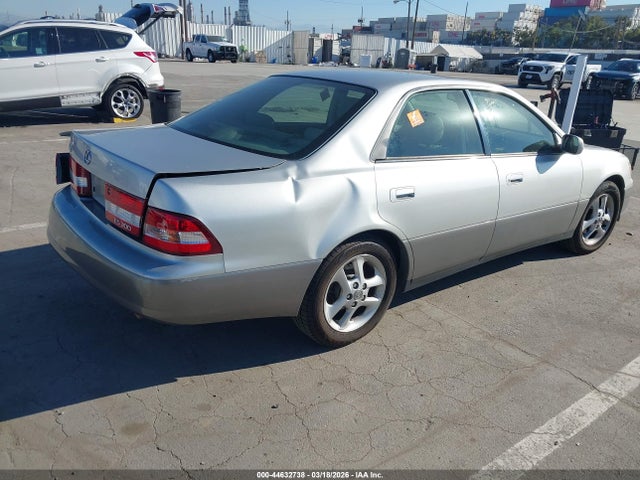 2001 LEXUS ES 300 JT8BF28G210327133 Photo 3