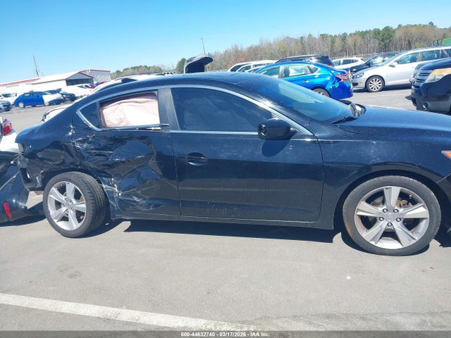 44632740 :رقم المزاد ، 19VDE1F35FE000112 vin ، 2015 Acura Ilx 2.0l مزاد بيع