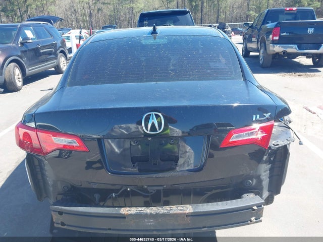 44632740 :رقم المزاد ، 19VDE1F35FE000112 vin ، 2015 Acura Ilx 2.0l مزاد بيع