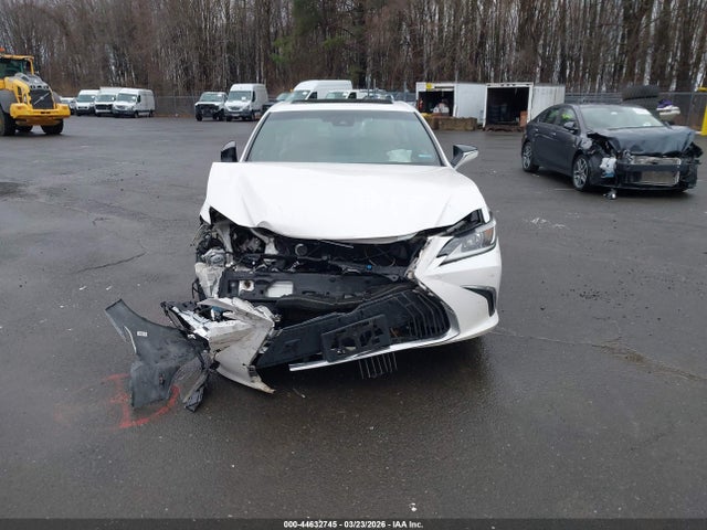 44632745 :رقم المزاد ، 58ABZ1B19KU003635 vin ، 2019 Lexus Es 350 مزاد بيع