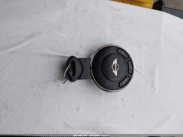 2011 MINI COOPER WMWSU3C58BT094598 Photo 10