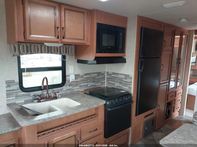 Продажа на аукционе авто 2015 Palomino Puma 25rs Travel Trailer, vin: 4X4TPUA28FP055158, номер лота: 44632772