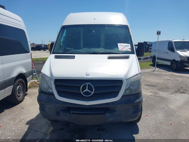 44632775 :رقم المزاد ، WD3PE8DB1FP130227 vin ، 2015 Mercedes-benz Sprinter 2500 High Roof مزاد بيع