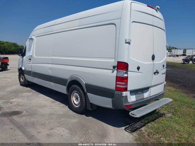 44632775 :رقم المزاد ، WD3PE8DB1FP130227 vin ، 2015 Mercedes-benz Sprinter 2500 High Roof مزاد بيع