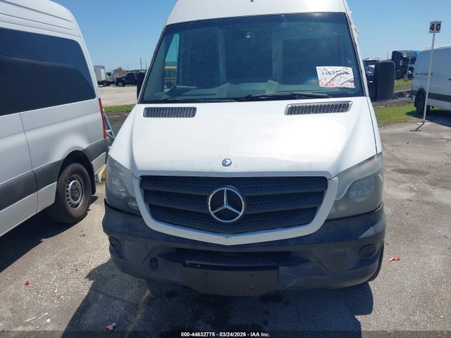 44632775 :رقم المزاد ، WD3PE8DB1FP130227 vin ، 2015 Mercedes-benz Sprinter 2500 High Roof مزاد بيع