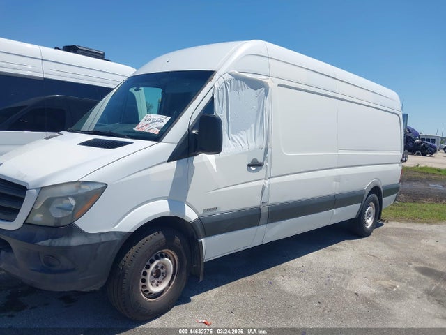 44632775 :رقم المزاد ، WD3PE8DB1FP130227 vin ، 2015 Mercedes-benz Sprinter 2500 High Roof مزاد بيع