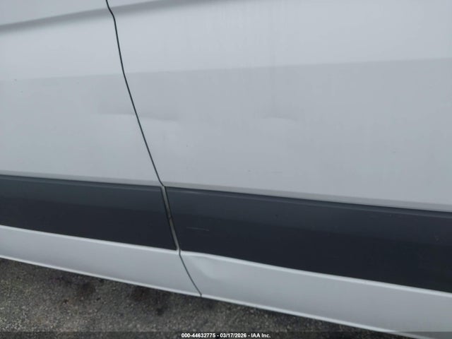 44632775 :رقم المزاد ، WD3PE8DB1FP130227 vin ، 2015 Mercedes-benz Sprinter 2500 High Roof مزاد بيع