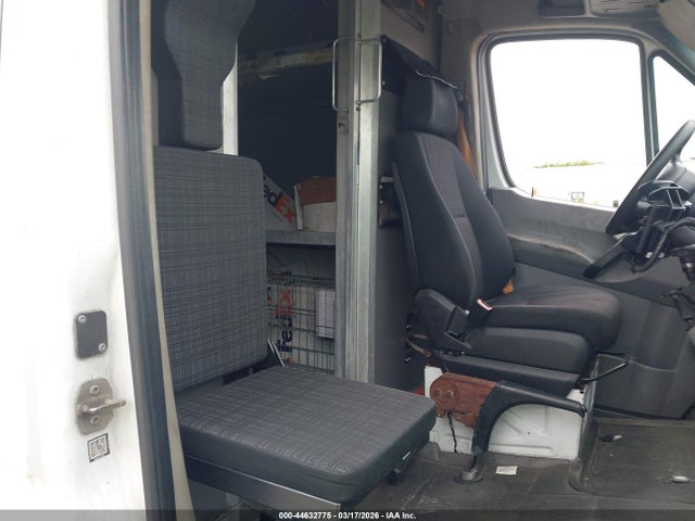 44632775 :رقم المزاد ، WD3PE8DB1FP130227 vin ، 2015 Mercedes-benz Sprinter 2500 High Roof مزاد بيع