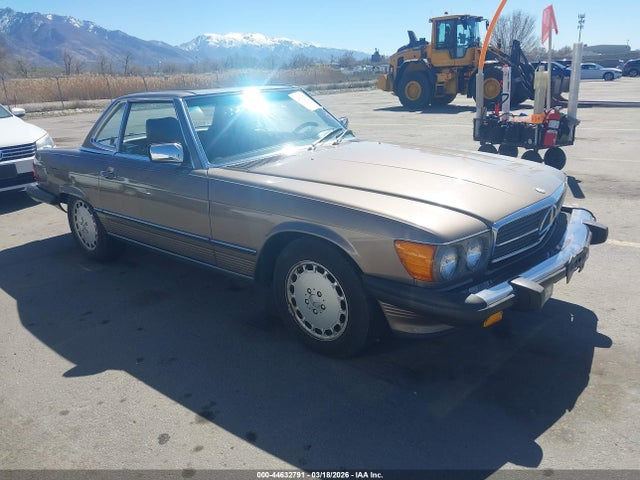 1987 MERCEDES-BENZ 560 WDBBA48D1HA066601