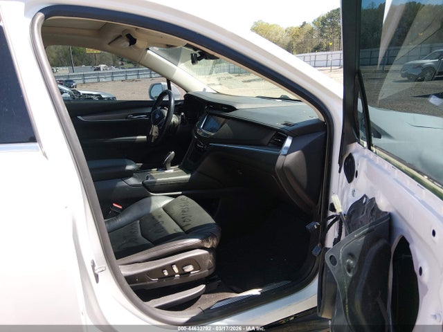 1GYKNCRS4KZ139279 Cadillac XT5 LUXURY